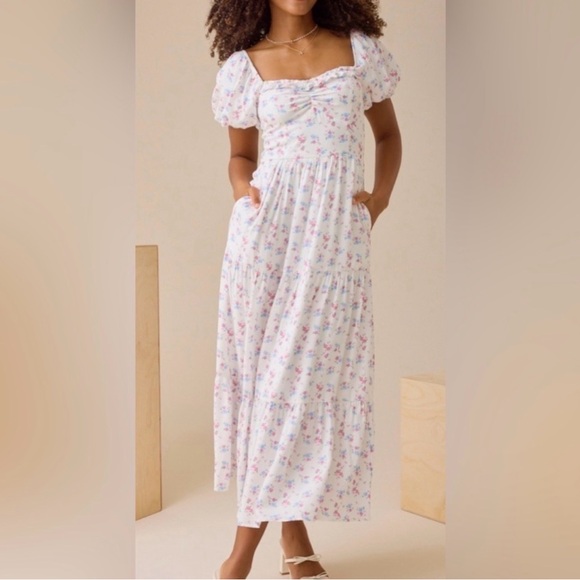 Altar'd State Dresses & Skirts - Altar'd State White Floral Puff Sleeve Maxi Dress